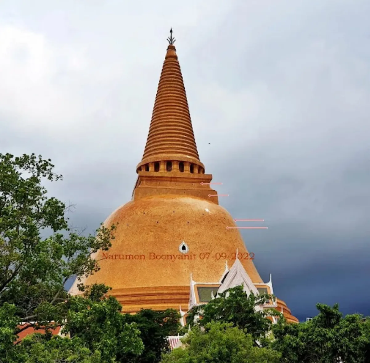 องค์พระปฐมเจดีย์