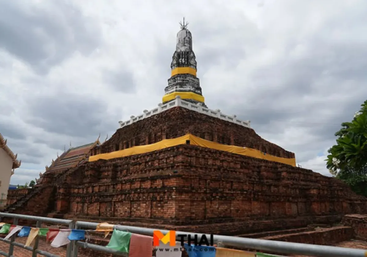 พระประโทณเจดีย์ เรื่องเล่า พญากง พญาพาน โบราณสถานสมัยทวารวดี พระประโทณเจดีย์ พญากง พญาพาน (พระยากง พระยาพาน)